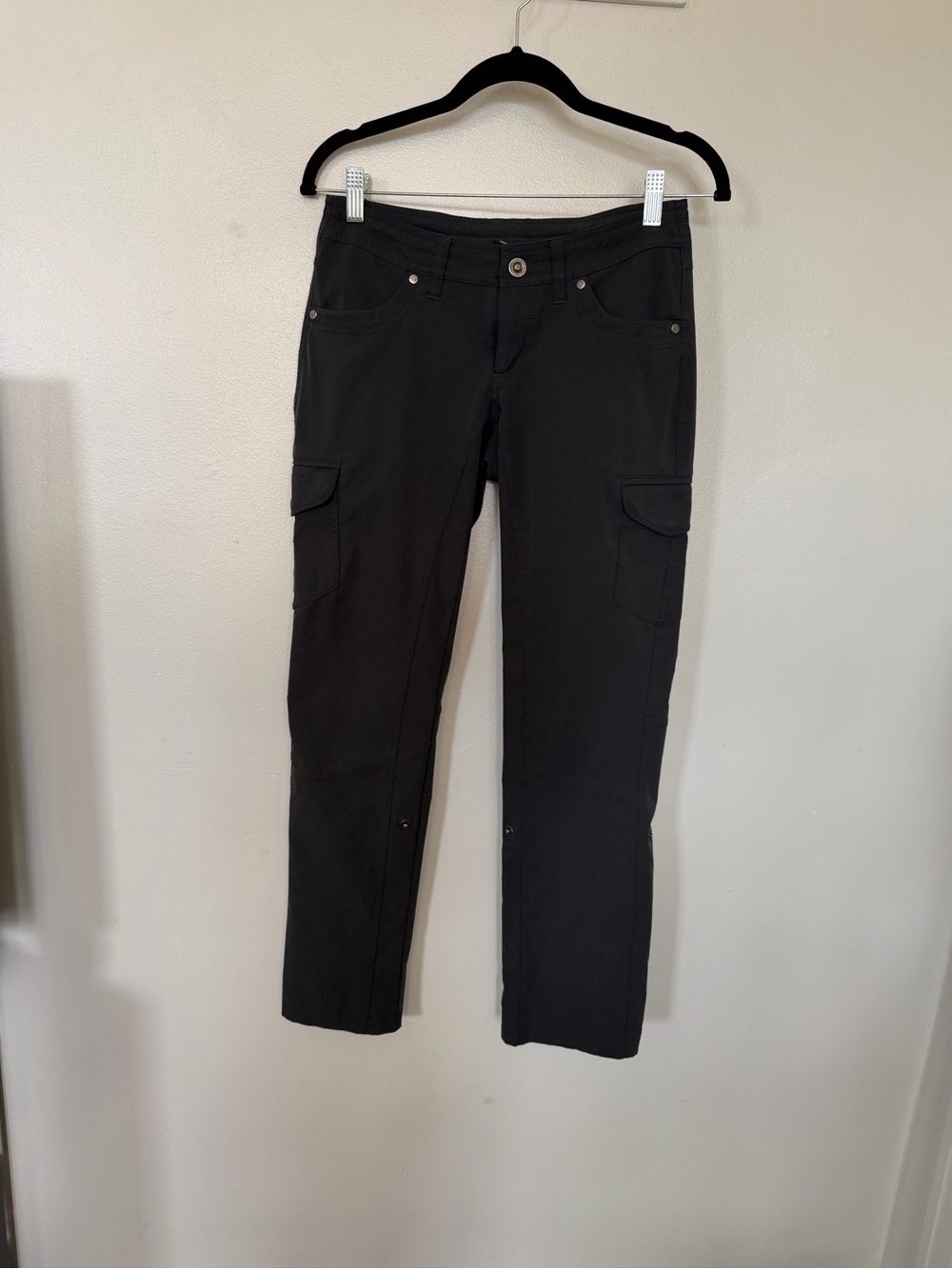 KÜHL Women’s Freeflex Roll-Up Pants – Charcoal Gray